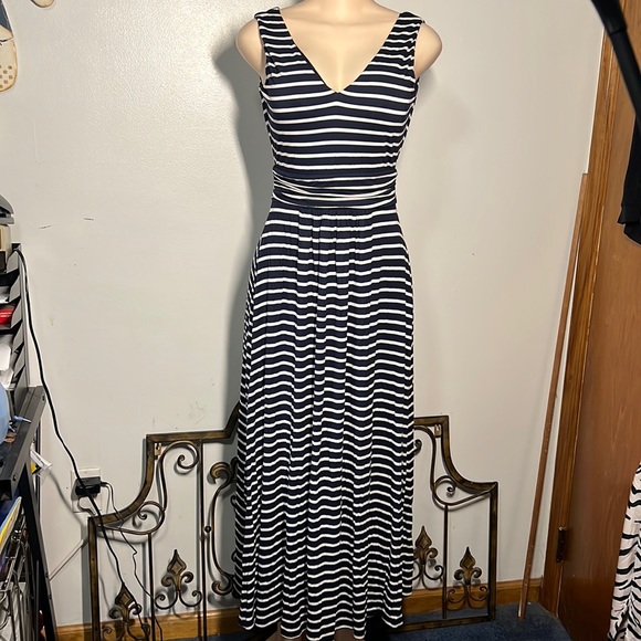 Boden Navy & White Stripes Sleeveless V-Neck Maxi Dress - Picture 2 of 6